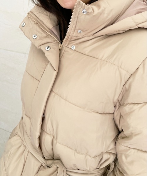 StyleSea（スタイルシー）の「ロングフードエコダウンジャケット（ダウンジャケット/コート・レディース・ベージュ/モカ・MEDIUM）」の21枚目の写真