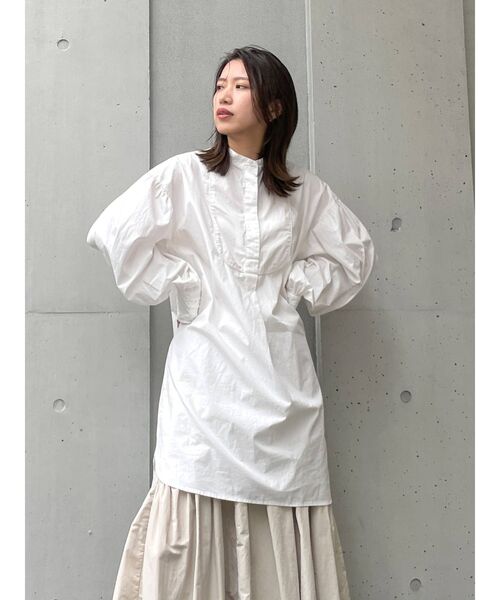 Ungrid（アングリッド）の「ボリュームスリーブドレスシャツ（シャツ/ブラウス・レディース・オフホワイト/その他1・FREE）」の2枚目の写真