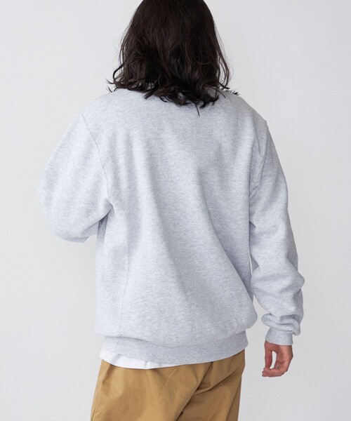 Russell Athletic(ラッセルアスレティック)の「*【SHIPS別注】RUSSELL ATHLETIC: カレッジロゴ/アニマル プリント スウェット (トレーナー)(スウェット・メンズ・ホワイト/ライトグレー/パープル/ネイビー/ブラウン・SMALL/MEDIUM/LARGE/X-LARGE)」の16枚目の写真
