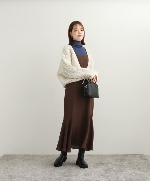 URBAN RESEARCH DOORS（アーバンリサーチドアーズ）の「ケーブルボレロカーディガン（ニット/セーター・レディース・グレー/ホワイト・MEDIUM）」の14枚目の写真