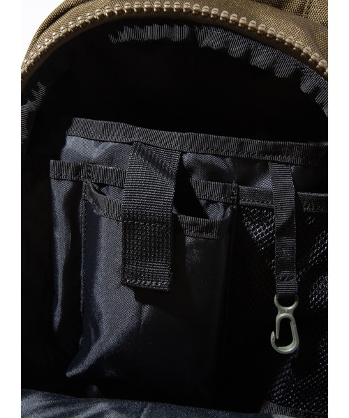 F/CE. (エフシーイー)の「F/CE. 950 TRAVEL BACKPACK / エフシーイー 950トラベルバックパック(バックパック/リュック・メンズ・ブラック・FREE)」の12枚目の写真