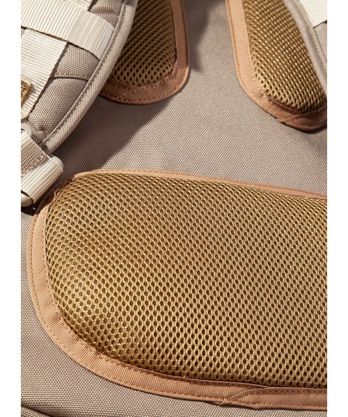 F/CE. (エフシーイー)の「F/CE. 950 TRAVEL BACKPACK / エフシーイー 950トラベルバックパック(バックパック/リュック・メンズ・ブラック・FREE)」の9枚目の写真