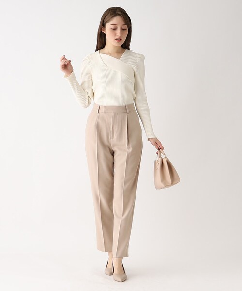 index(インデックス)の「◆アシメネック パワーショルダーリブニット(ニット/セーター・レディース・ベージュ/オフホワイト/ダークパープル・00)」の16枚目の写真