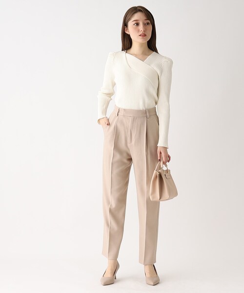 index(インデックス)の「◆アシメネック パワーショルダーリブニット(ニット/セーター・レディース・ベージュ/オフホワイト/ダークパープル・00)」の5枚目の写真