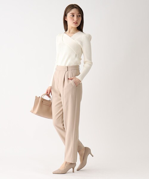 index(インデックス)の「◆アシメネック パワーショルダーリブニット(ニット/セーター・レディース・ベージュ/オフホワイト/ダークパープル・00)」の9枚目の写真