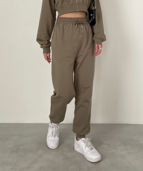 EPIMI E'PIMMY(エピミエピミー)の「〈Set upにも〉Girl crushスウェットパンツ(スウェットパンツ・レディース・オートミール/オリーブ・MEDIUM)」の12枚目の写真