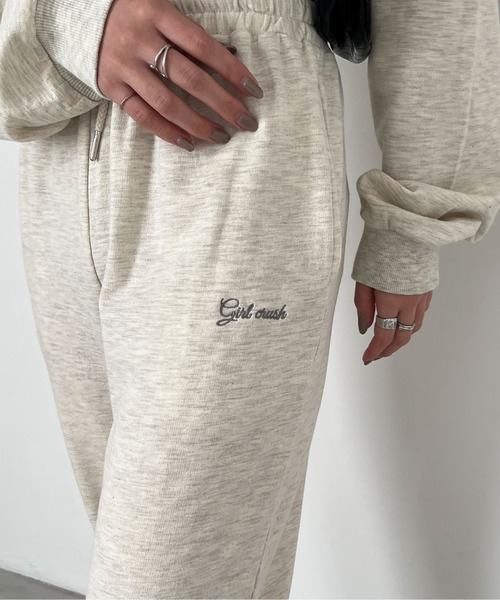 EPIMI E'PIMMY(エピミエピミー)の「〈Set upにも〉Girl crushスウェットパンツ(スウェットパンツ・レディース・オートミール/オリーブ・MEDIUM)」の6枚目の写真