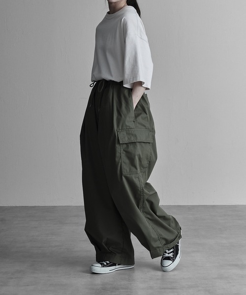 RUUBON（ルーボン）の「【RUUBON】 relax wide cargo pants