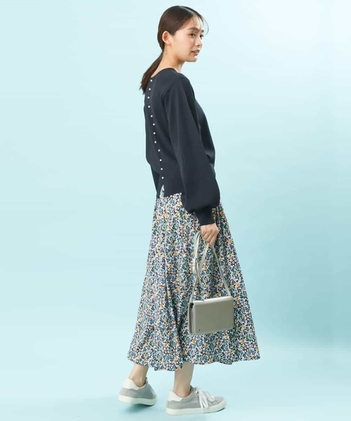 MK MICHEL KLEIN（エムケーミッシェルクラン）の「小花柄フレアスカート/洗える（スカート・レディース・ライトグレー/ネイビー・38）」の22枚目の写真