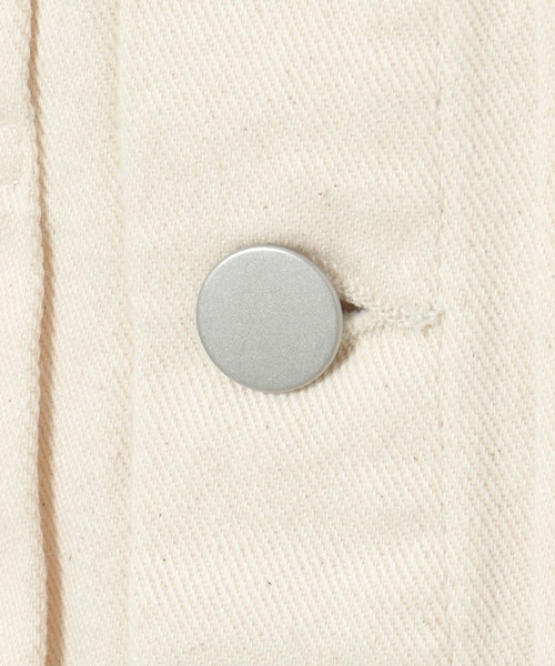 LBC(エルビーシー)の「LBC スリーブレスジャケット(デニムジャケット・レディース・オフホワイト/ネイビー・M)」の4枚目の写真