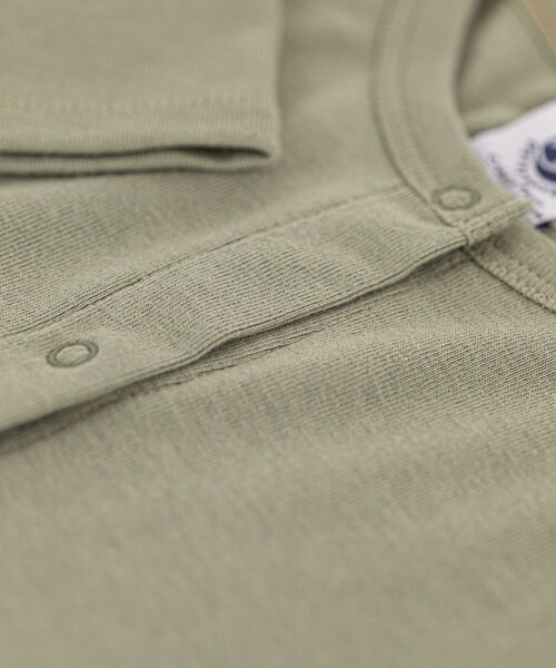 PETIT BATEAU(プチバトー)の「1x1リブ編みカーディガン(カーディガン/ボレロ・キッズ・グリーン/ブルー・6YEAR/8YEAR/10YEAR/12YEAR)」の11枚目の写真