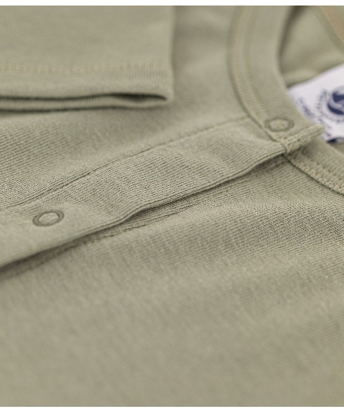 PETIT BATEAU(プチバトー)の「1x1リブ編みカーディガン(カーディガン/ボレロ・キッズ・グリーン/ブルー・6YEAR/8YEAR/10YEAR/12YEAR)」の14枚目の写真