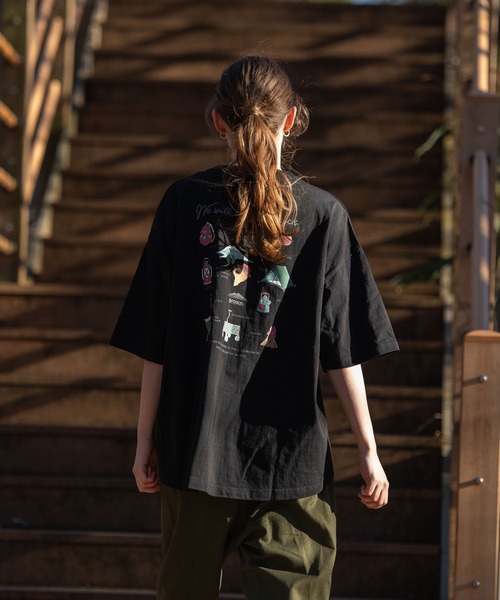 OUTDOOR PRODUCTS（アウトドアプロダクツ）の「USAコットン　プリントTシャツ　バックプリント　ラウンドテール　ビッグシルエット（Tシャツ/カットソー・レディース・ホワイト/ベージュ/ブラック・FREE）」の21枚目の写真
