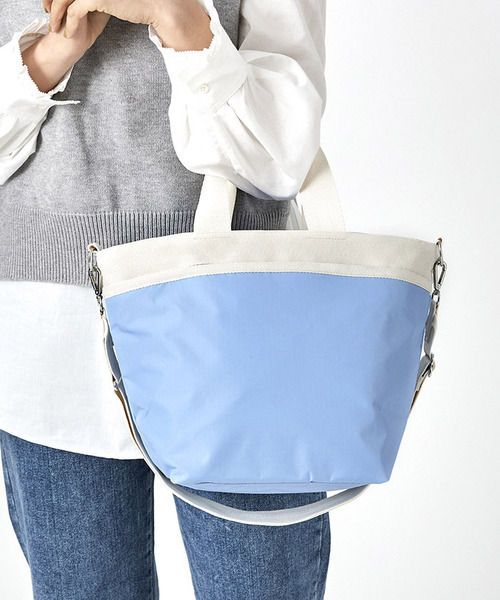 BUCKET TOTE ブルーアイリス/サンドバー（トートバッグ）｜LeSportsac（レスポートサック）のファッション通販 ZOZOTOWN
