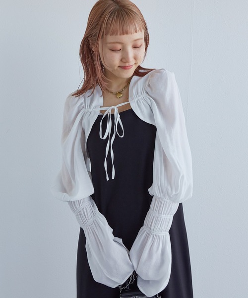w closet（ダブルクローゼット）の「ボリュームスリーブボレロ