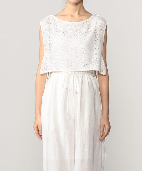 Bshop(ビショップ)の「eunoia | フラワーショートベスト WOMEN(シャツ/ブラウス・レディース・クリーム/ブラック・F)」の14枚目の写真