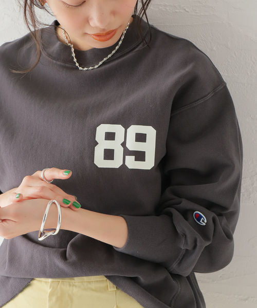 SLOBE IENA（スローブイエナ）の「【Champion / チャンピオン】 クルーネックスウェット（スウェット・レディース・サックスブルー/チャコールグレー・FREE）」の11枚目の写真