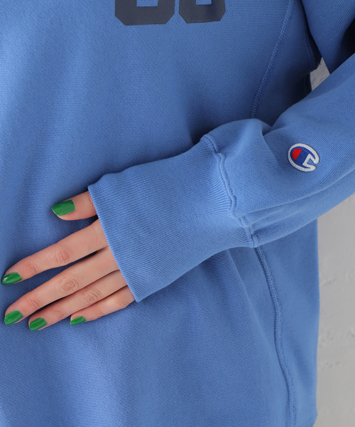 SLOBE IENA（スローブイエナ）の「【Champion / チャンピオン】 クルーネックスウェット（スウェット・レディース・サックスブルー/チャコールグレー・FREE）」の20枚目の写真