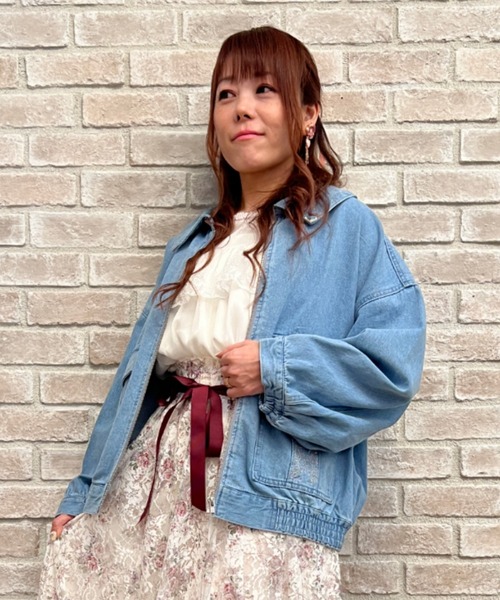 axes femme(アクシーズファム)の「オーバーシルエットデニムジャケット(デニムジャケット・レディース・ブラック/ワンウォッシュ/インディゴブルー・FREE)」の6枚目の写真