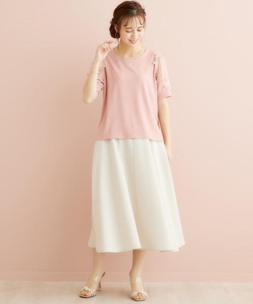 marun(マルン)の「<大きいサイズ> フラワーレースモチーフ付きカットソー marun(Tシャツ/カットソー・レディース・ネイビー/ピンク・L/4L/LL/5L/3L)」の9枚目の写真