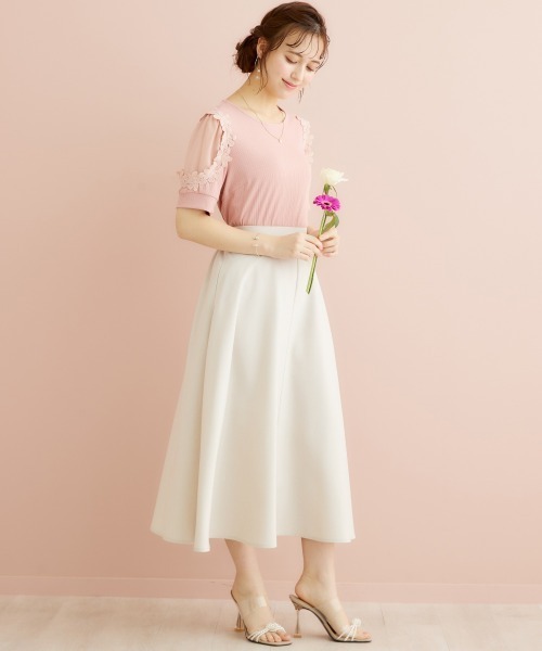 marun(マルン)の「<大きいサイズ> フラワーレースモチーフ付きカットソー marun(Tシャツ/カットソー・レディース・ネイビー/ピンク・L/4L/LL/5L/3L)」の6枚目の写真