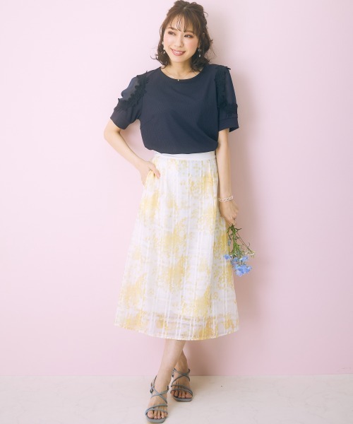 marun(マルン)の「<大きいサイズ> フラワーレースモチーフ付きカットソー marun(Tシャツ/カットソー・レディース・ネイビー/ピンク・L/4L/LL/5L/3L)」の11枚目の写真