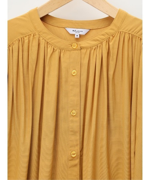 m.f.editorial（エムエフエディトリアル）の「m.f.エディトリアル レディース アイスグログラン バンドカラー半袖ブラウス（シャツ/ブラウス・レディース・イエロー系その他/ネイビー・LARGE/MEDIUM）」の5枚目の写真