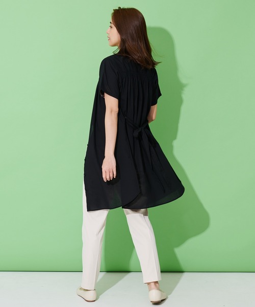 Arnold Palmer（アーノルドパーマー）の「ギャザー 半袖 シャツワンピース（シャツワンピース・レディース・ホワイト/ブラック/サックスブルー・S/M/L）」の16枚目の写真