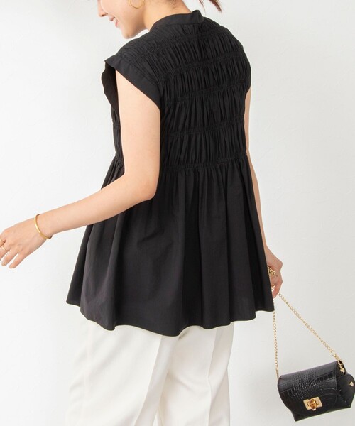 NOLLEY’S（ノーリーズ）の「シャーリングブラウス（シャツ/ブラウス・レディース・ブラック/ホワイト/ブルー系その他3/ライトグリーン・38）」の2枚目の写真