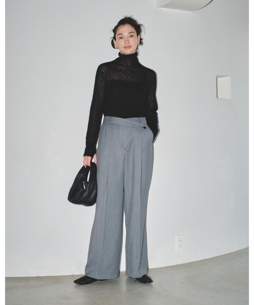 TODAYFUL(トゥデイフル)の「シアーモヘアタートルニット(ニット/セーター・レディース・ブラック/ダークブラウン/イエロー・FREE)」の15枚目の写真
