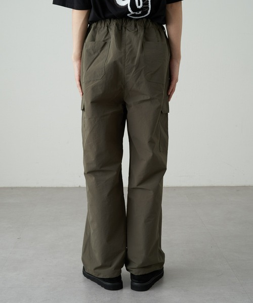 COLONY 2139（コロニートゥーワンスリーナイン）の「ワイドカーゴパンツ（カーゴパンツ・メンズ・カーキ/オリーブ/ブラック・MEDIUM/LARGE）」の21枚目の写真