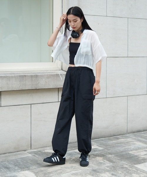 COLONY 2139（コロニートゥーワンスリーナイン）の「ワイドカーゴパンツ（カーゴパンツ・メンズ・カーキ/オリーブ/ブラック・MEDIUM/LARGE）」の10枚目の写真