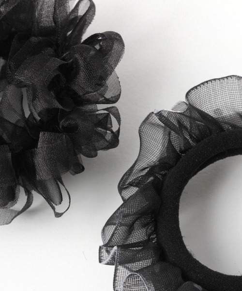 GLOBAL WORK（グローバルワーク）の「2本シュシュゴム/965897（シュシュ・レディース・ブラック/アイボリー/ベージュ・FREE）」の5枚目の写真