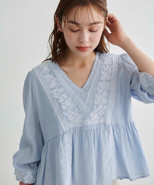 Edit Sheen(エディットシーン)の「刺繍切り替えブラウス(シャツ/ブラウス・レディース・ブラック/サックスブルー・M)」の13枚目の写真