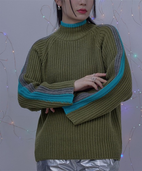 miette（ミエット）の「配色ラインハイネックニット（ニット/セーター・レディース・ライトベージュ/グレー/ネイビー/ブラック/カーキ・FREE）」の4枚目の写真