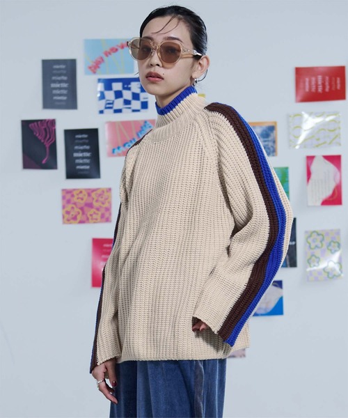 miette（ミエット）の「配色ラインハイネックニット（ニット/セーター・レディース・ライトベージュ/グレー/ネイビー/ブラック/カーキ・FREE）」の3枚目の写真