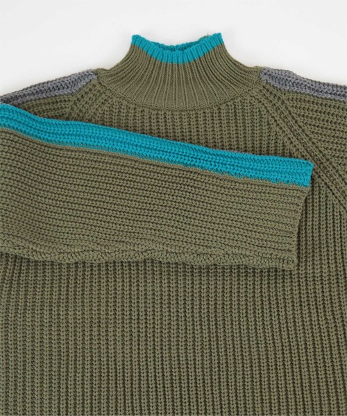 miette（ミエット）の「配色ラインハイネックニット（ニット/セーター・レディース・ライトベージュ/グレー/ネイビー/ブラック/カーキ・FREE）」の16枚目の写真