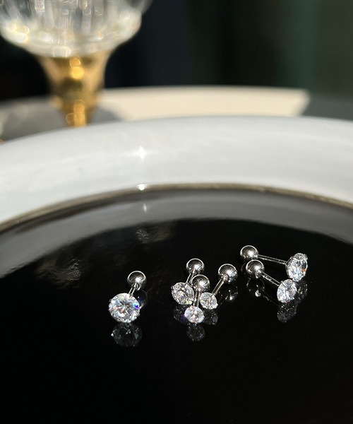 LA VORAGINE(ラ ヴォラジネ)の「金属アレルギー対応ジルコンミニピアス(ピアス(両耳用)・レディース・シルバー・S/M/L)」の14枚目の写真