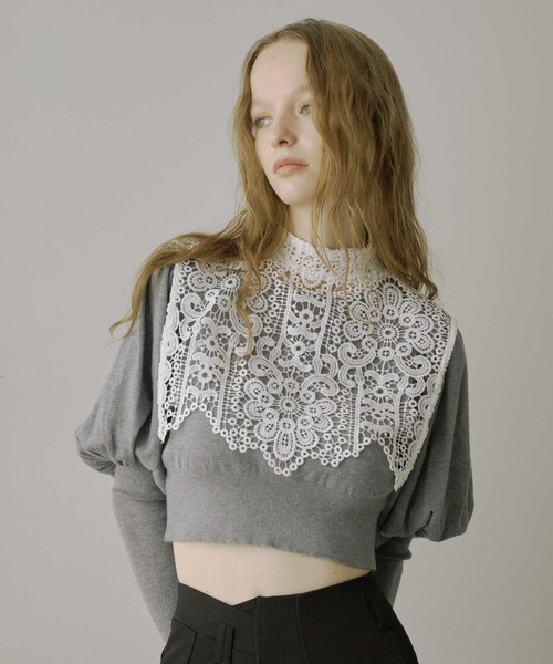 レースカラークロップドニットトップス（ニット/セーター）｜VIOLETTA