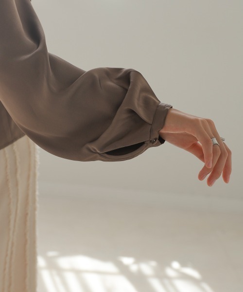 Bab（バブ）の「ウエストタックペプラムブラウス（シャツ/ブラウス・レディース・アイボリー/モカ/ピンク・M）」の21枚目の写真