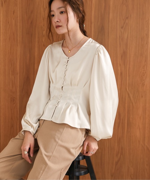 Bab（バブ）の「ウエストタックペプラムブラウス（シャツ/ブラウス・レディース・アイボリー/モカ/ピンク・M）」の14枚目の写真