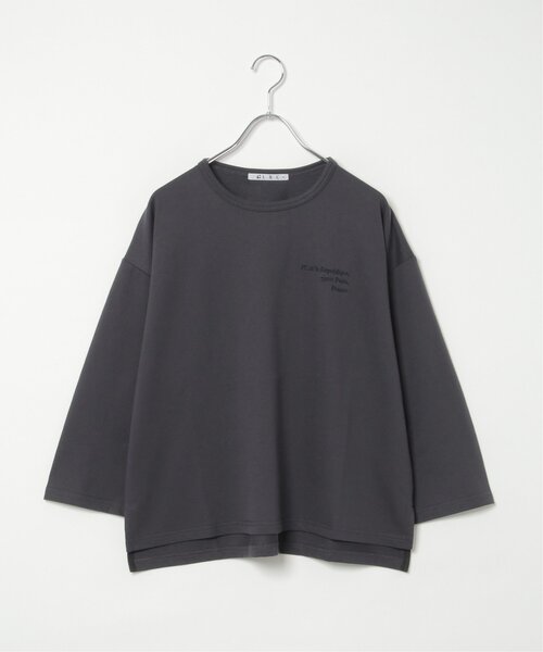 LBC（エルビーシー）の「刺繍ミニ裏毛8分袖プルオーバー（Tシャツ/カットソー・レディース・オフホワイト/チャコールグレー・M）」の3枚目の写真