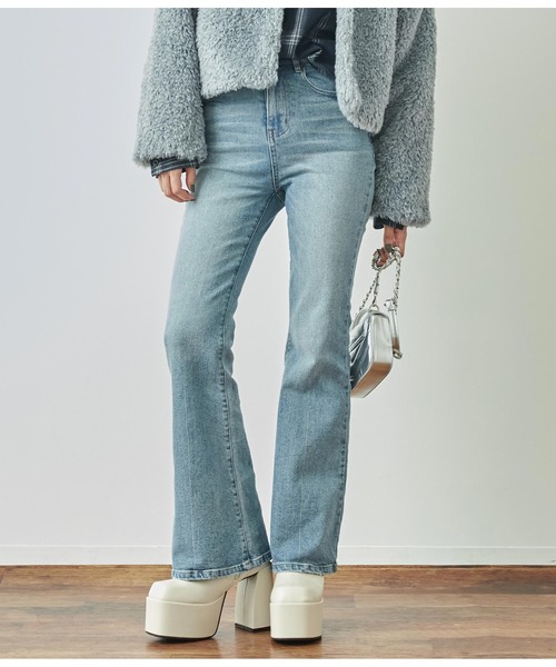 ANAP（アナップ）の「ストレッチフレアデニムパンツ（デニムパンツ・レディース・ブラック/ブルー・M/S）」の12枚目の写真