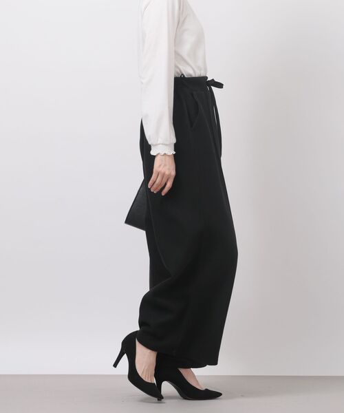 rps（アールピーエス）の「起毛ワイドパンツ（スラックス・レディース・ブラック/グレイッシュベージュ/モカ・フリー）」の15枚目の写真