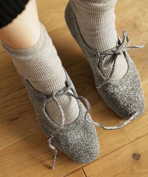 SESTO（セスト）の「レースアップリボンバレエメリージェンシューズ（パンプス・レディース・ブラック/アイボリー/シルバー・24.5cm/23.5cm/25.0cm/22.5cm/23.0cm/24.0cm）」の7枚目の写真