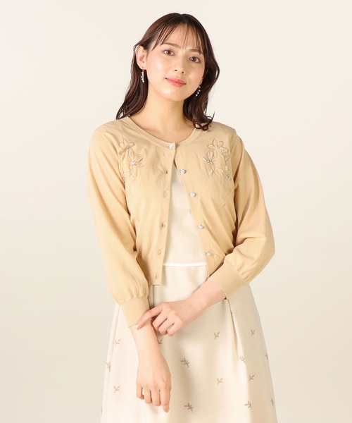 LAISSE PASSE(レッセパッセ)の「《LAISSE PASSE PREMIUM LINE》リリーオパールカーディガン(カーディガン/ボレロ・レディース・アイボリー/ベージュ/ネイビー・MEDIUM)」の16枚目の写真