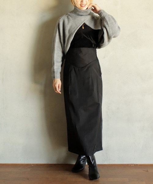 kese-moi（ケセモイ）の「タートル変形プルオーバー（ニット/セーター・レディース・グレー/ブラック/オフホワイト・FREE）」の10枚目の写真