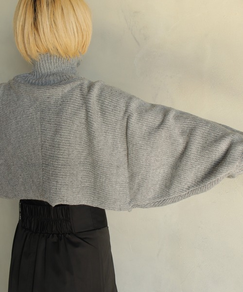 kese-moi（ケセモイ）の「タートル変形プルオーバー（ニット/セーター・レディース・グレー/ブラック/オフホワイト・FREE）」の20枚目の写真