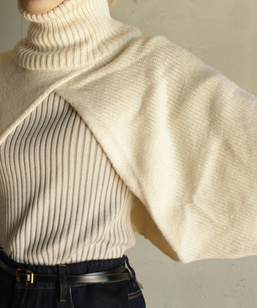 kese-moi（ケセモイ）の「タートル変形プルオーバー（ニット/セーター・レディース・グレー/ブラック/オフホワイト・FREE）」の6枚目の写真