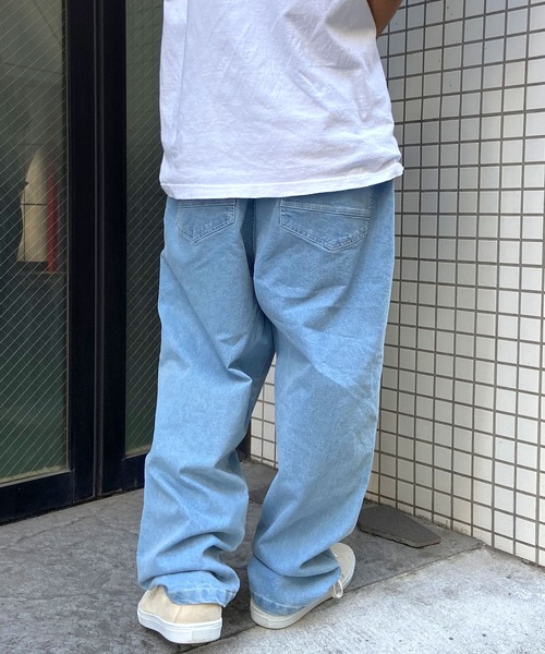 DC(ディーシー)の「DC/ディーシー デニムパンツ ワンポイント ワイドシルエット DPT241007(デニムパンツ・メンズ・スミクロ/ライトインディゴブルー/インディゴブルー・XL/M/L)」の9枚目の写真